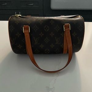 Louis Vuitton Monogram Papillon 26